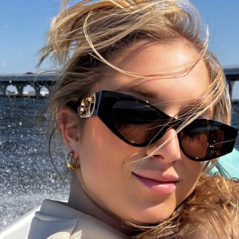 Excluded Fendi Sunglasses, New PRICE FIRM - Picture 2 of 10